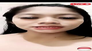 Cewe Indo Sepong Pacar Sampai Crot