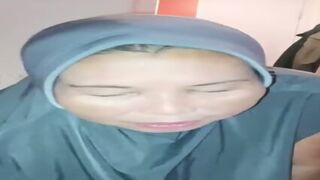 Tante Stw Jilbab Mode Sange Sama Pacarnya Di Hotel